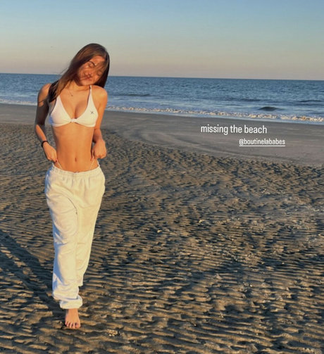 Nina Gessler tits onlyfans