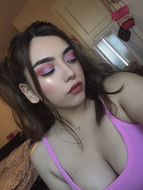 April Maribel Espinoza onlyfans desnuda