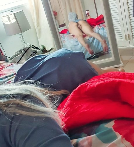 alejandritapty only fans pic