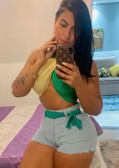 Gi Souza onlyfans.