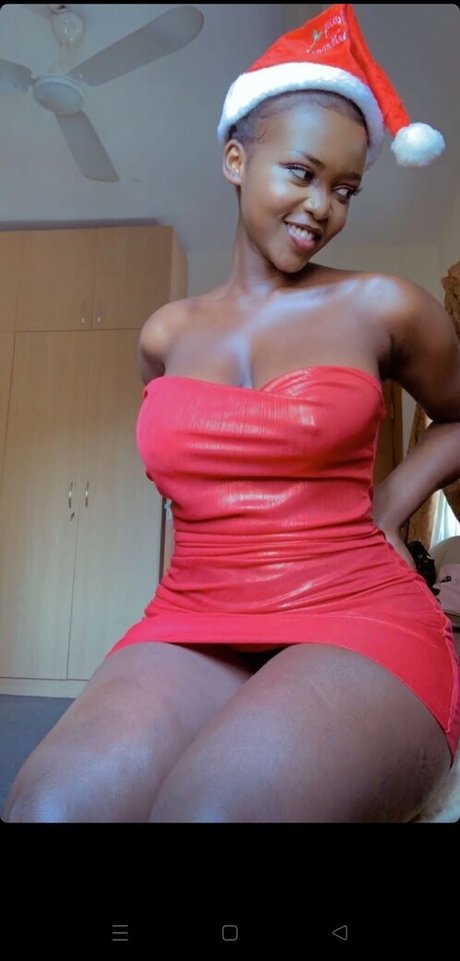 Kellytumtum naked onlyfans