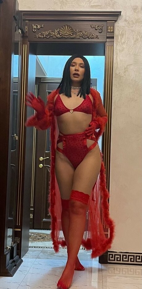 Emy Alupei onlyfans leaked photos