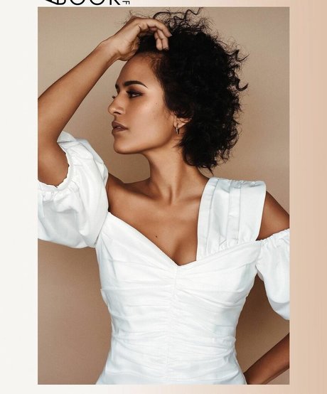 Agam Darshi desnuda onlyfans