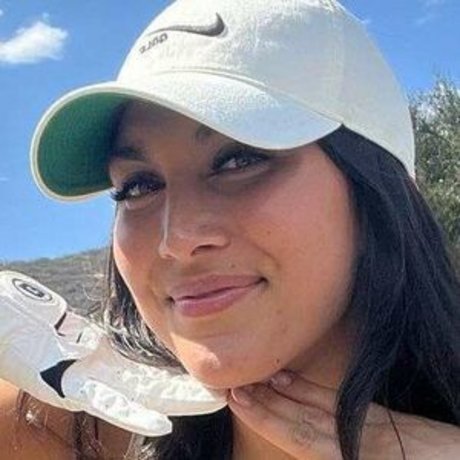 Sydnee Goodman onlyfans striptease