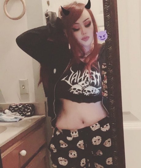 Cherrygrave666 boobs onlyfans