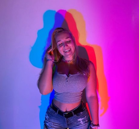 Morgan Watt onlyfans content type