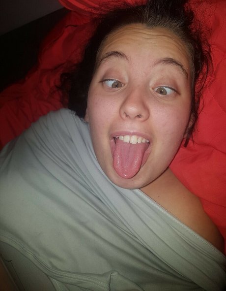 cumslut val nude onlyfans