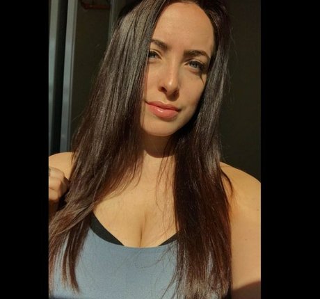 Sydney Martichuski tits onlyfans