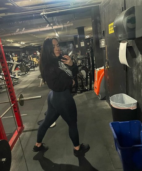 Sydney Martichuski onlyfans pics nude