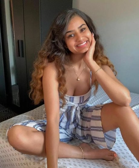 girl on girl onlyfans art porn depiction