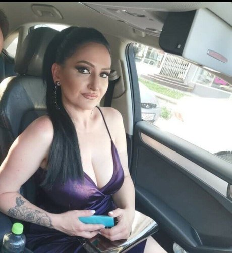 Maja Serafimoska boobs onlyfans