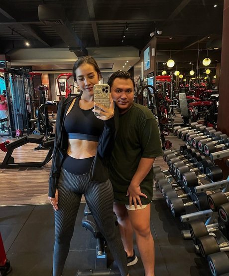 Anya Geraldine onlyfans nude tits