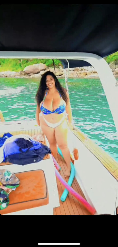 Mayla Coimbra onlyfans creator