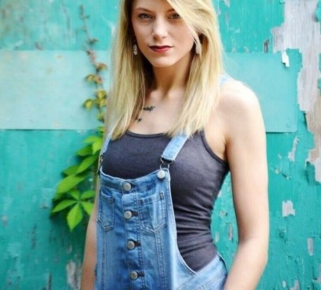 anonymousanneh onlyfans leak xxx