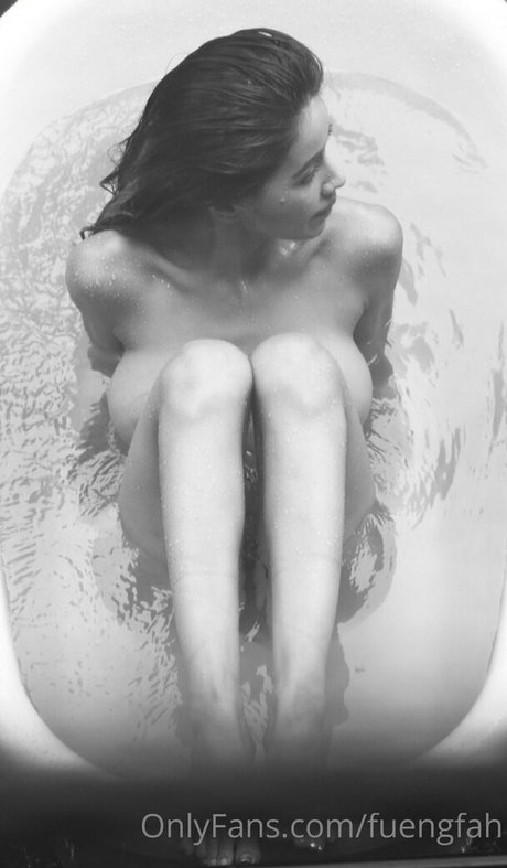 Foxy Fuengfah onlyfans leaks