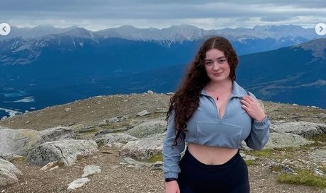 Laura J naked onlyfans