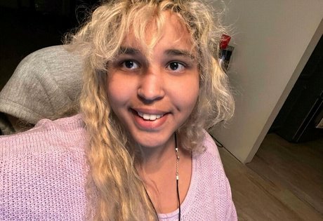 uwubbgirl nude only fans