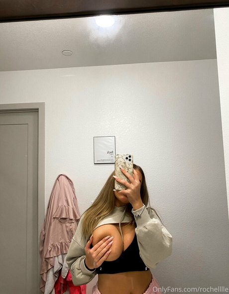 Rochelllle Profile pic