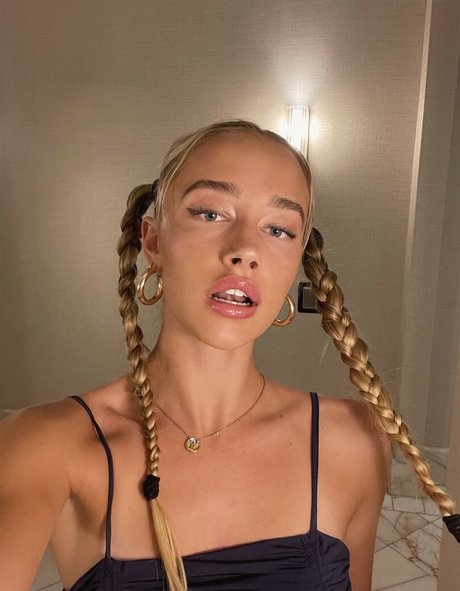 Mia Mastrov onlyfans xxx