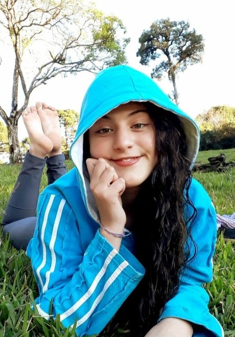 Pezinhos Da Jhenny hot onlyfans