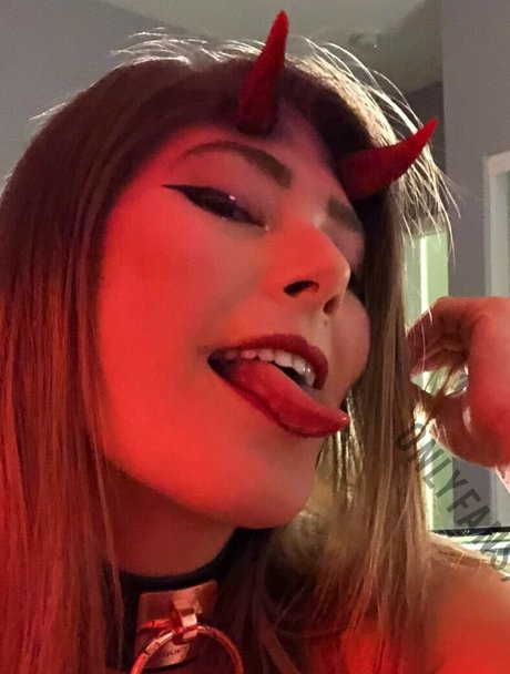 Stella Skye only fans nude