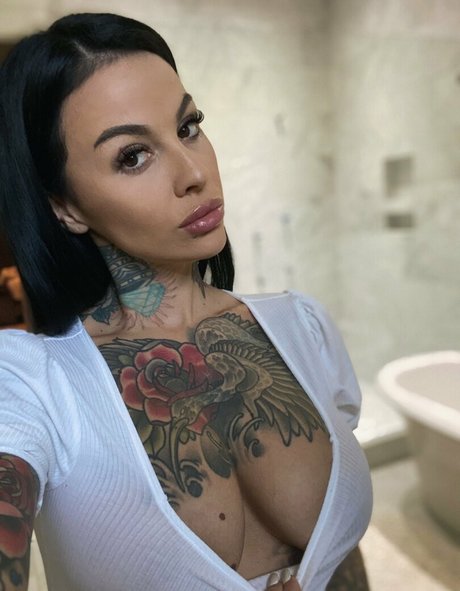 Zahrainchains naked onlyfans leaks