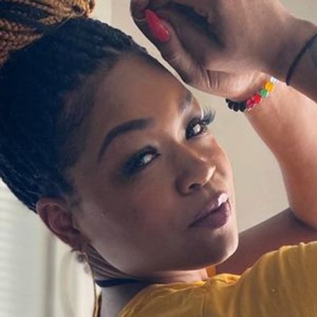 Diamond Monroe onlyfans nude photos