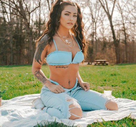 Sylina Ruiz naked onlyfans leaks