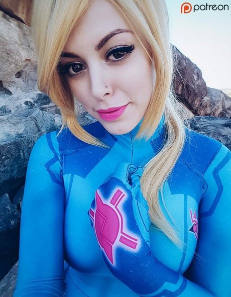 Nadyasonika Profile pic