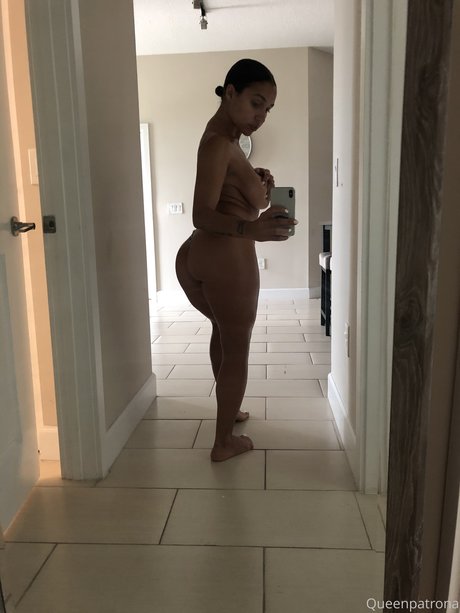 Queen Patrona onlyfans leak nude