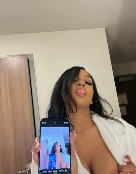 Amaraababyy leak onlyfans porn