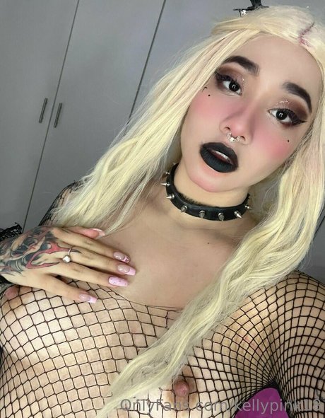 kellypink18 nudes only fans