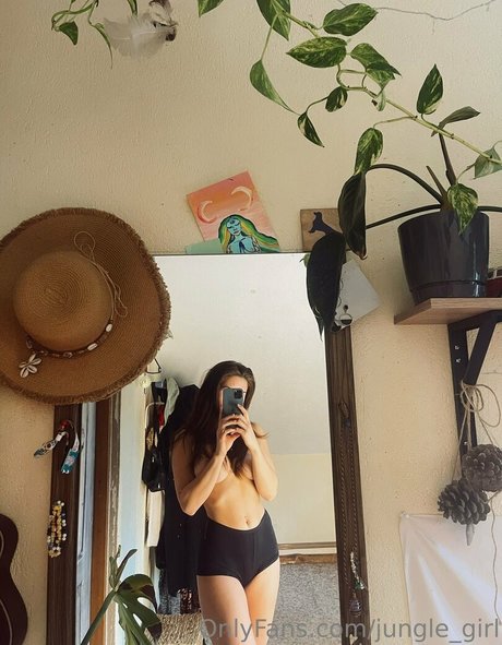Jungle Girl onlyfans leak naked