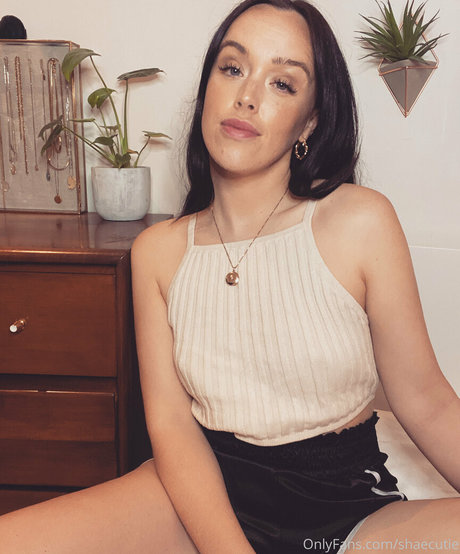 Shae Cutie only fans naked