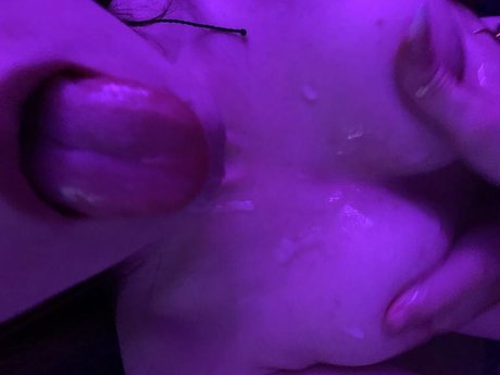 Rebecayael onlyfans creator