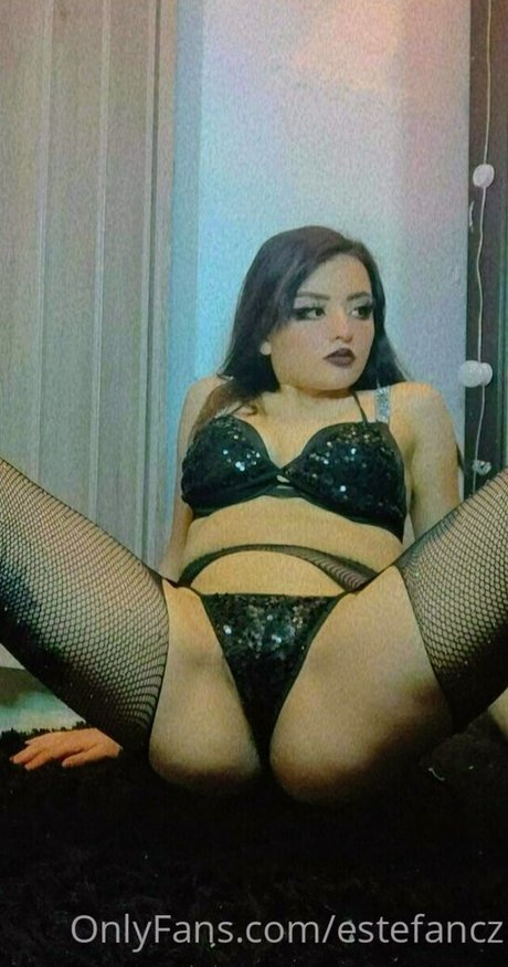 Estefancz onlyfans desnuda