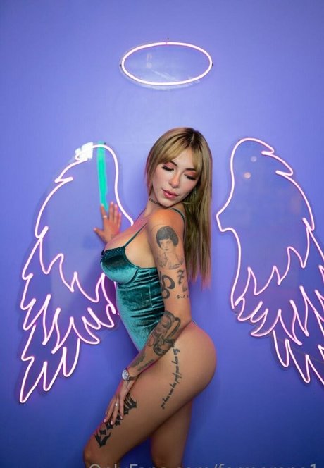 Fer Moreno onlyfans nude pics