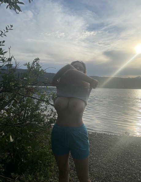 milf handjob onlyfans adult exposure