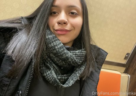 Nixlynka naked onlyfans leak