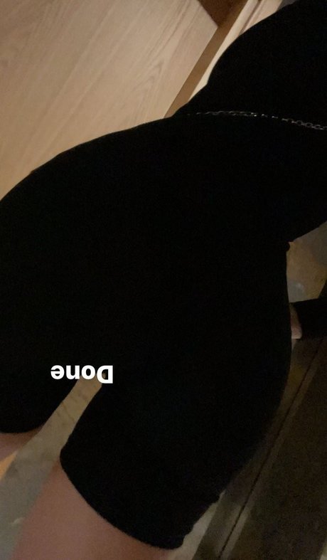 Yumii17 onlyfans model images