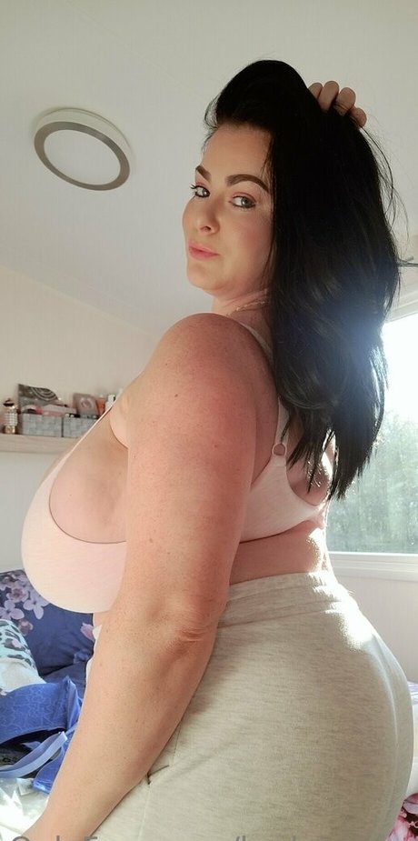 Karla James nude porn onlyfans