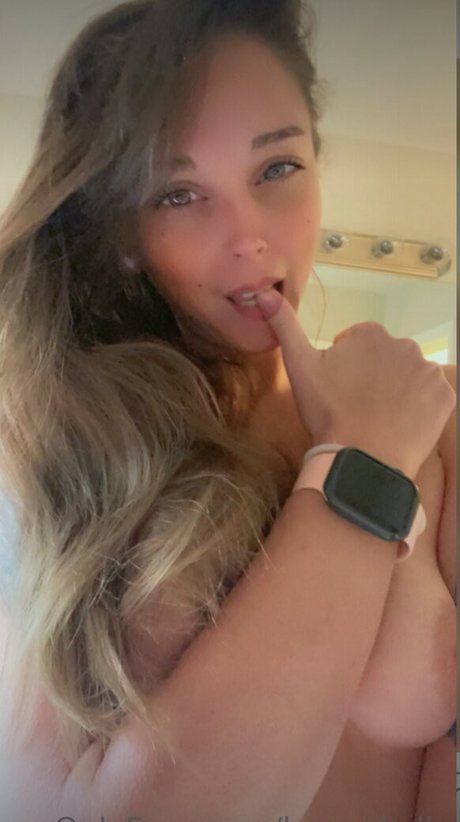 MrsViolence only fans naked