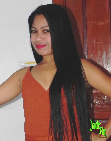 Jade Far onlyfans model