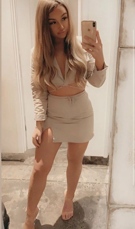 Chloe Harness leaked only fans nudes