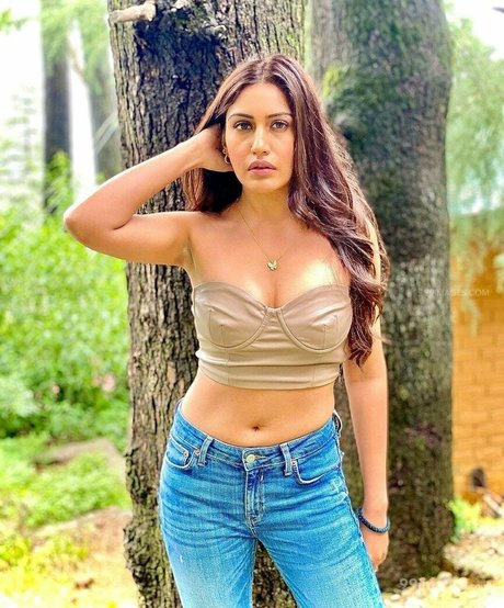 Surbhi Chandna onlyfans porn