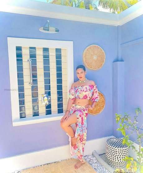 Surbhi Chandna leak onlyfans porn