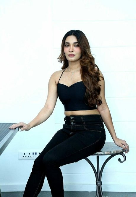 Jenifer Emmanuel only fans pics