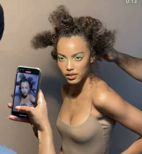 Aliana King onlyfans leaked.