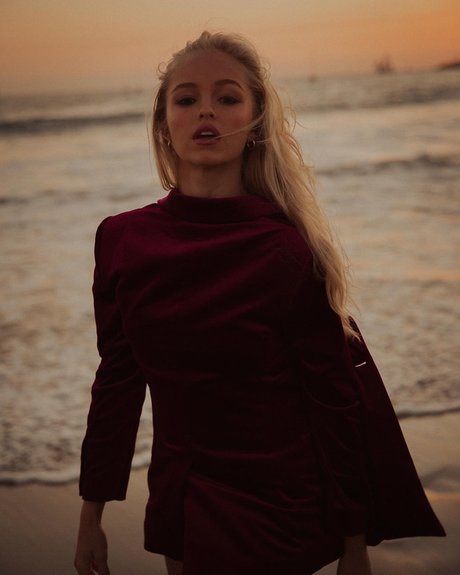 Julia Tychoniewicz only fans sex