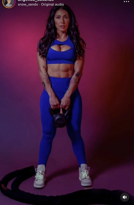 Angel Curves onlyfans leaks